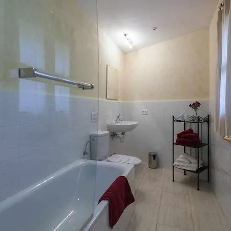 Casa With Air Conditioning And A Roof Terrace With Great Views Holiday home
